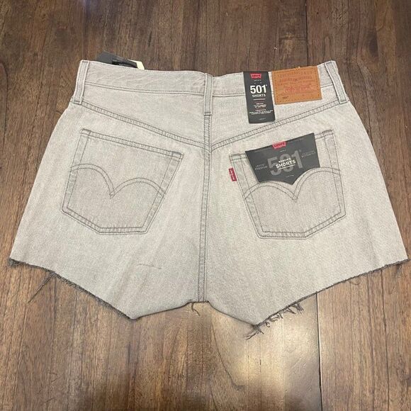 Levi’s Light Gray 501 Cut Off Shorts - Picture 7 of 10